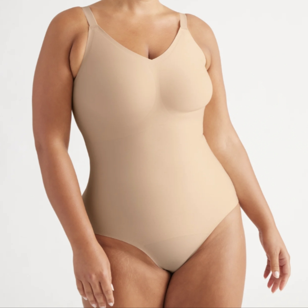 Knix Shaper Bodysuit NWT SOLD OUT ONLINE!